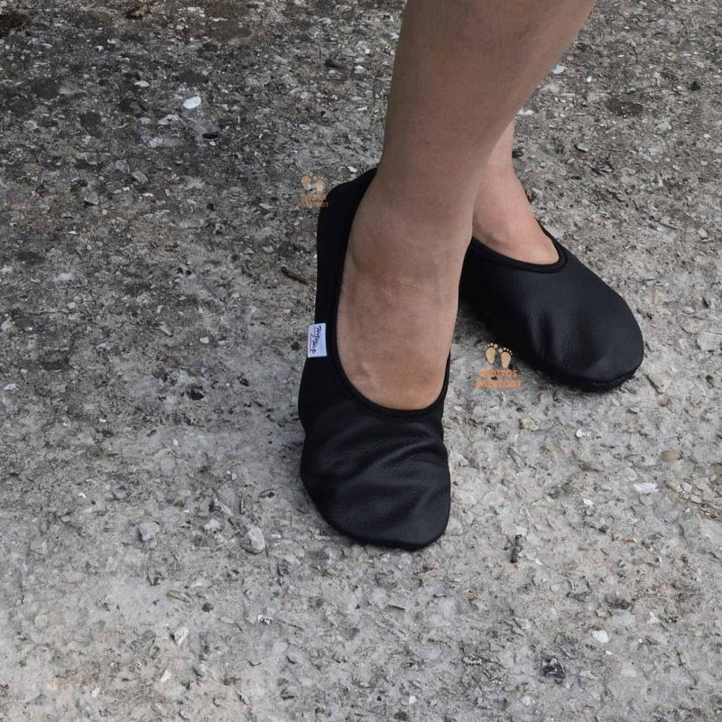 ZAPATILLAS-RESPETUOSAS-GIMNASIA-RITMICA-OMAKING-NEGRO4.jpg Zapatillas Respetuosas Gimnasia Rítmica y Casa Negro