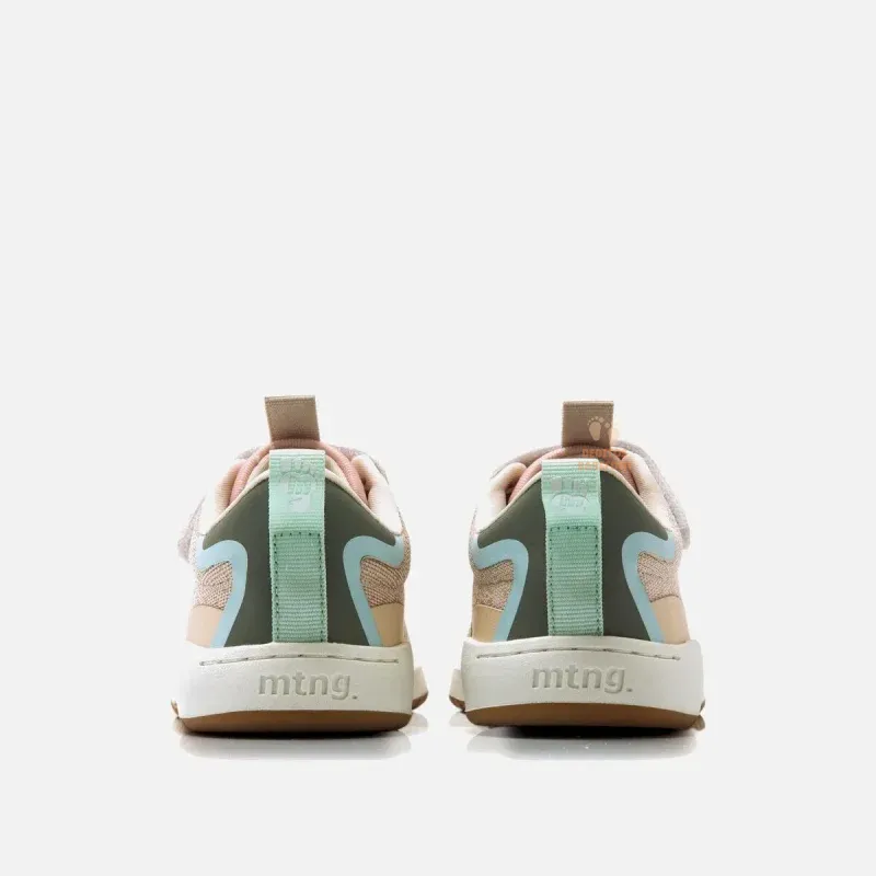 Zapatillas-Nina-FREE-rosa-59575-C58291-MTNG-03.webp Zapatillas Respetuosas Mustang Free 49045 SS25