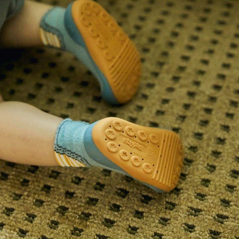 calzado-respetuoso-primeros-pasos-abo04-01-attipas-boots-blue-suela-bicolor5.jpg Attipas Azul Suela Bicolor