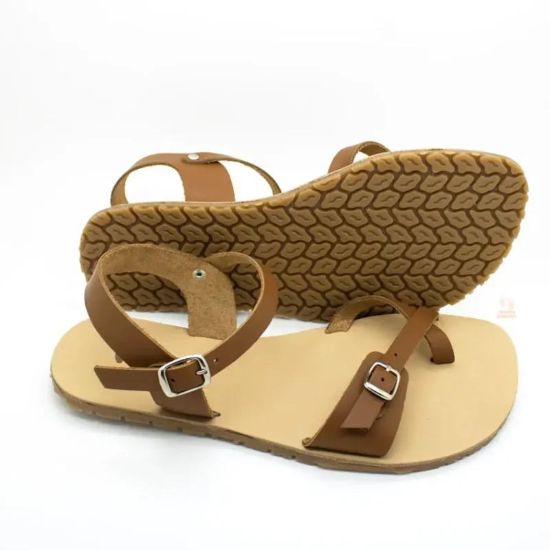sandalias-mujer-minimalistas-deditos-bondi-30-roble Sandalias Bondi 3.0 Ancha PREVENTA