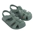 ipanema-barefoot-baby